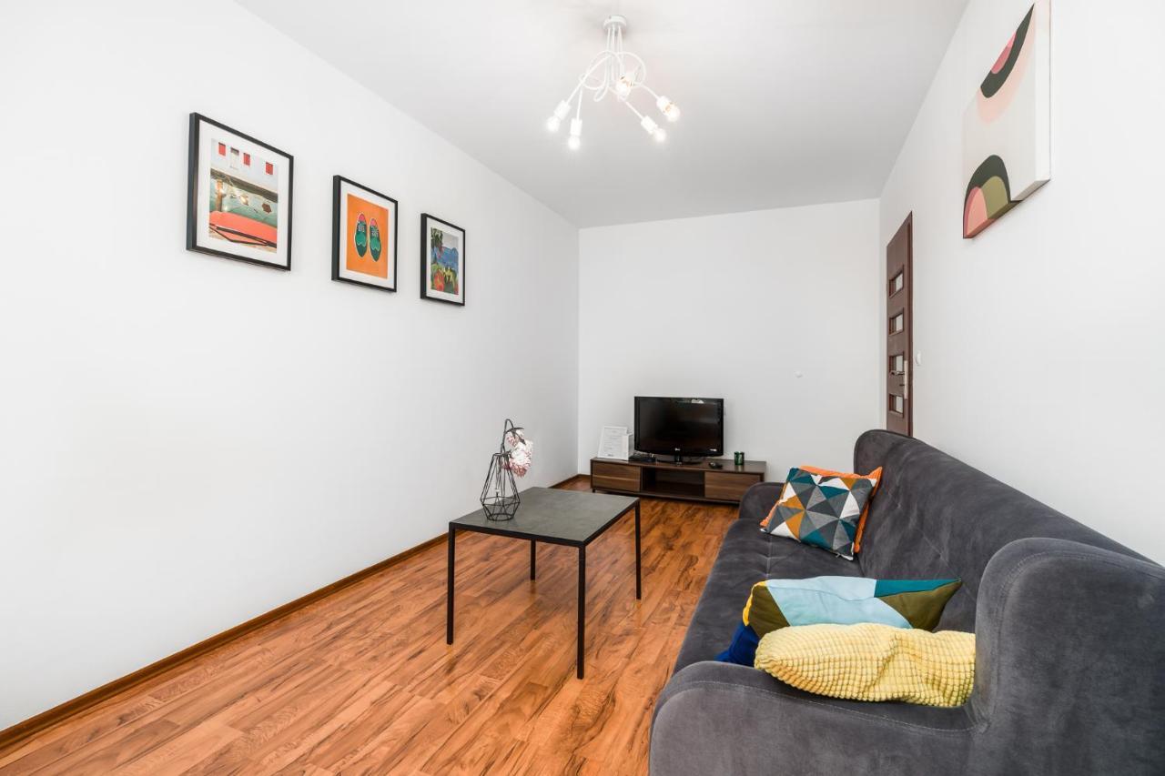 Sleepway Apartments - Garbary 95-75D ポズナン エクステリア 写真