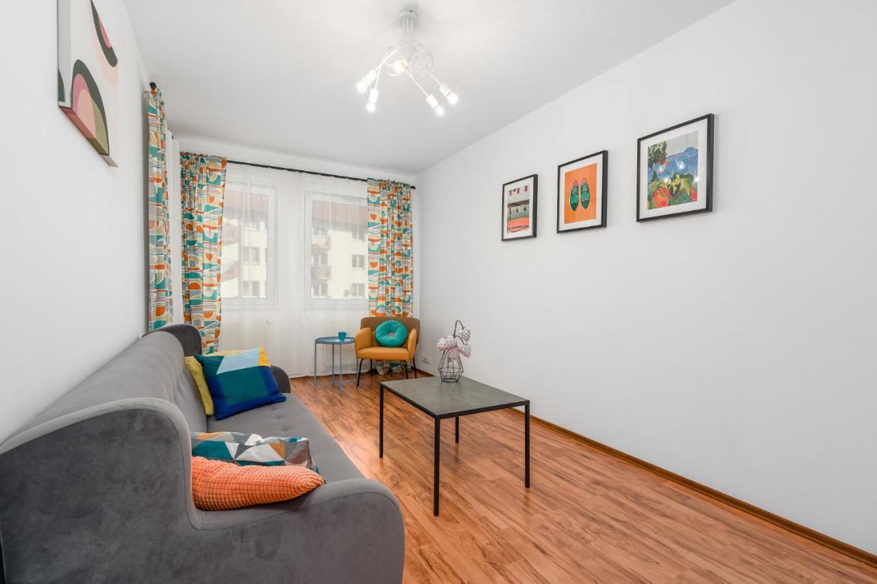 Sleepway Apartments - Garbary 95-75D ポズナン エクステリア 写真